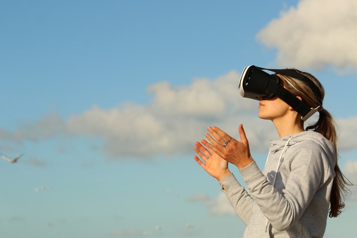 Pourquoi les entreprises doivent-elles être réelles dans le monde virtuel ?